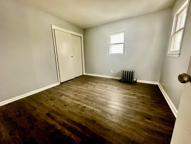 Photo - 680 Stamp Dr