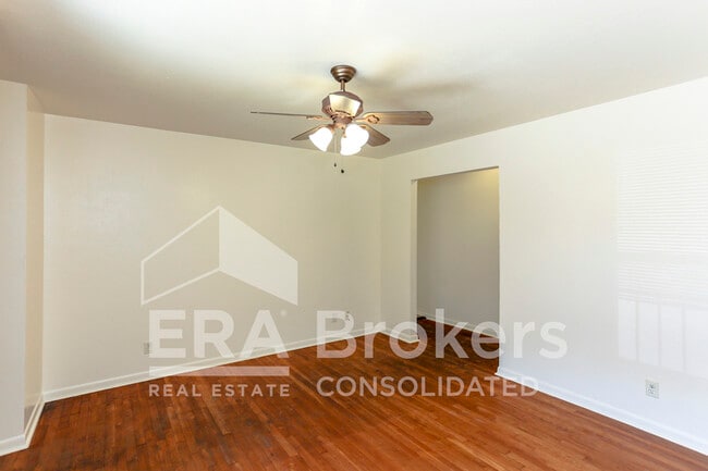 Photo - 1401 Illinois Ave