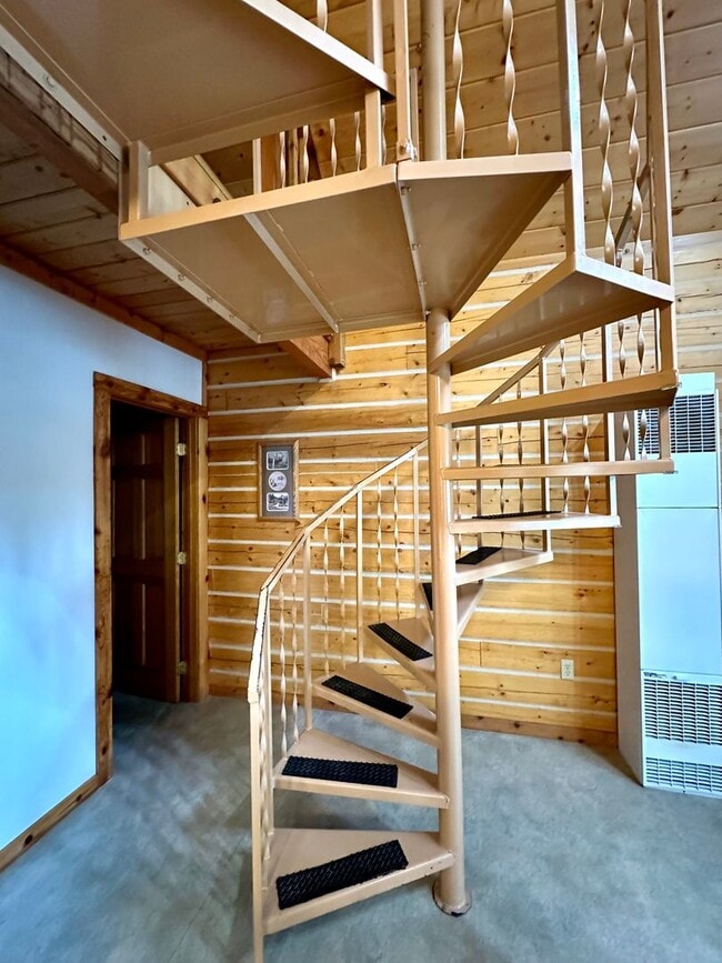 Photo - COZY STERLING CABIN!