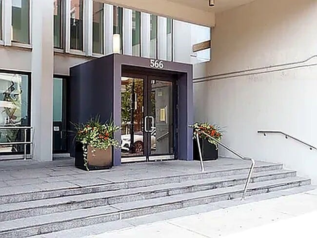 Front Entrance - 566 Commonwealth Ave Unit 606