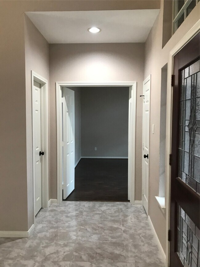 Photo - 2206 Lashley Ct