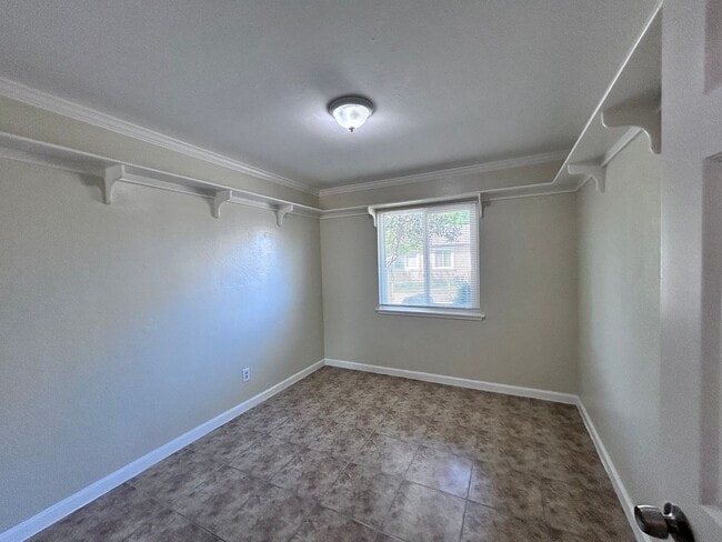 Photo - 2315 Edison Ave Unit 2315 Edison Avenue #3
