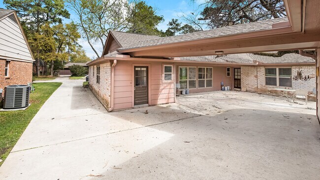 Photo - Amazing 4 bedroom house in Houston, TX