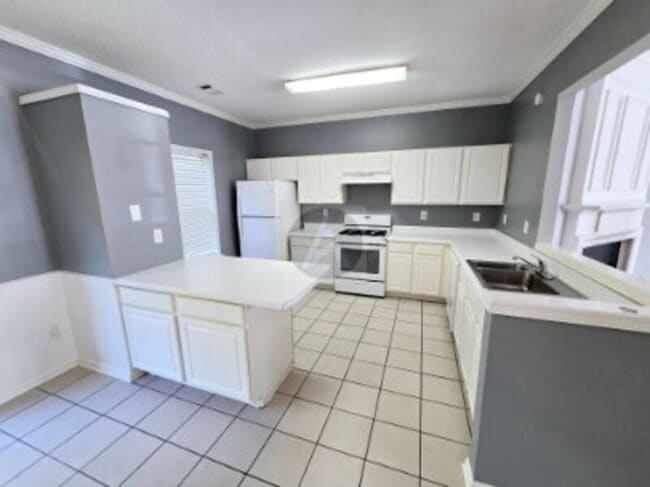 Photo - 9165 Nesbit Ferry Rd