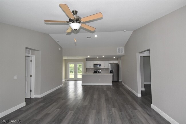 Photo - 2140 Yalta Terrace