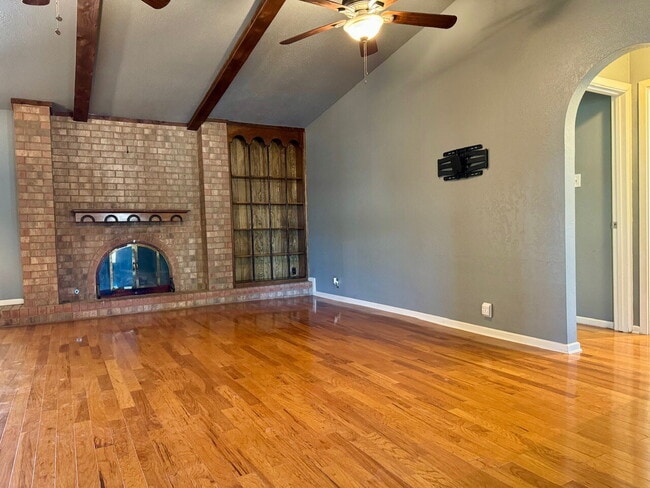 Photo - "Charming 3-Bed Oasis with 2 Full Baths in Lubbock – 1,610 Sq Ft of Comfort Awaits!"