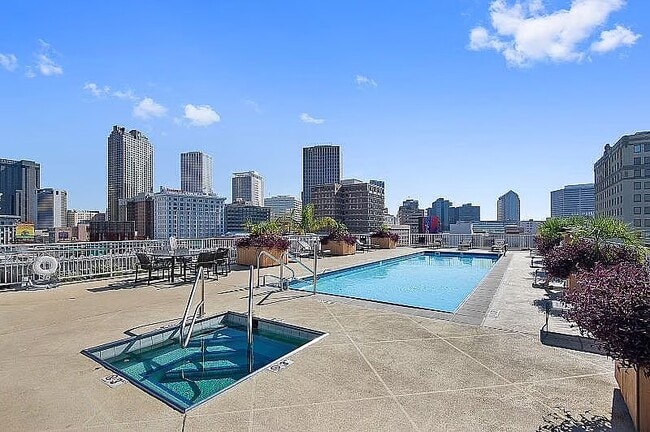 Building Photo - 1201 Canal St Rental