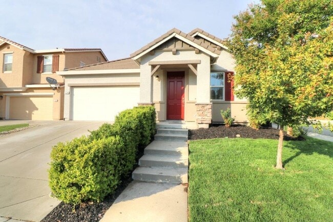 Photo - ADORABLE 3/2 Roseville Corner Lot Home!  PLEASE READ ENTIRE AD PRIOR TO CALLING AGENT FOR SHOWING.