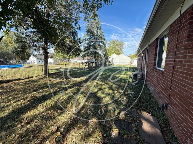 Photo - Beautiful  4-Bedroom Home in Maumee with S...