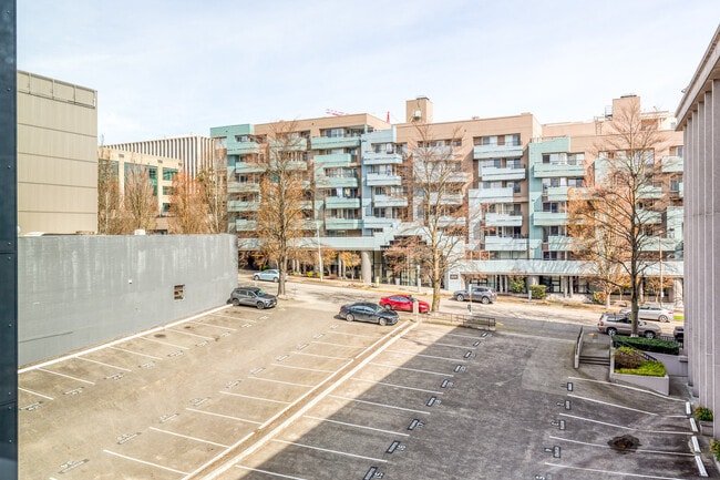 Photo - 330 3rd Ave W Unit SI FL7-ID3829A