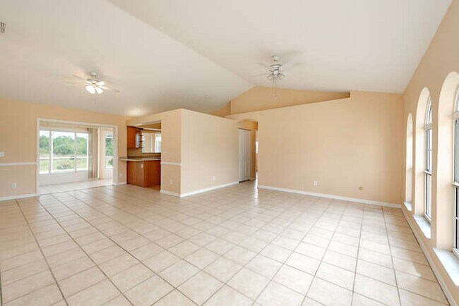 Photo - 3561 22nd Ave NE