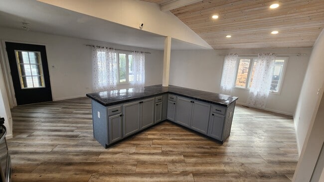 Photo - 638 Calhoun Ave