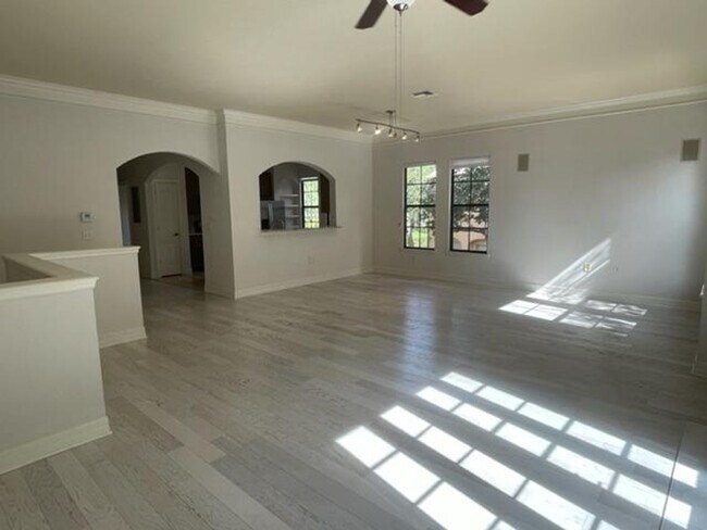 Photo - 506 Mirasol Cir