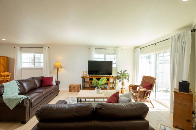 Photo - 7310 Balboa Blvd