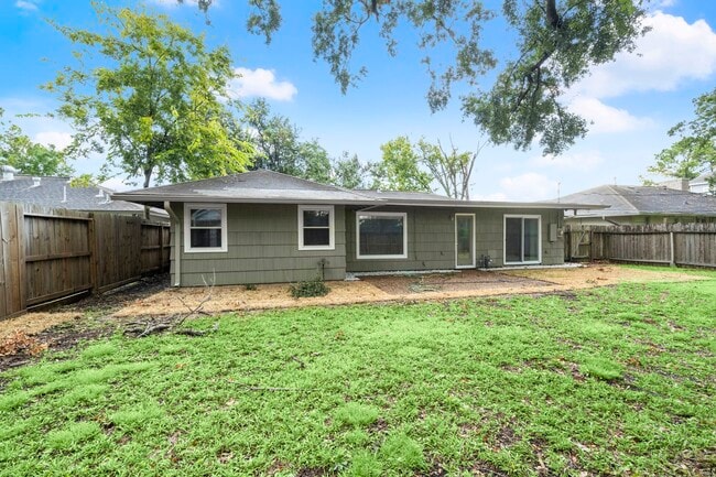 Photo - 5310 Windswept Ln