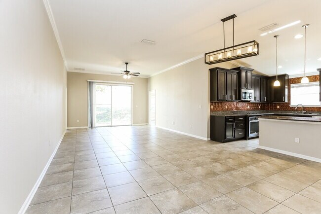 Photo - 2643 Salt Lake Dr