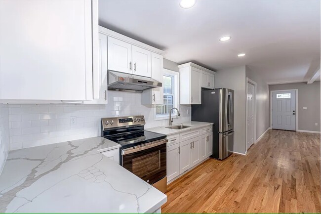 Photo - 80 Orange St