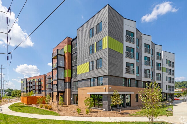 Apex Apartments For Rent in Arlington, VA
