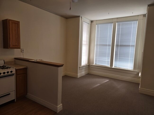 Sala de estar y cocina - 308 Solano St Unidad #