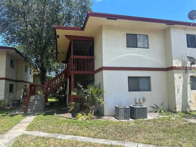 Building Photo - 2074 NW 43 Terrace Unit 8 Rental