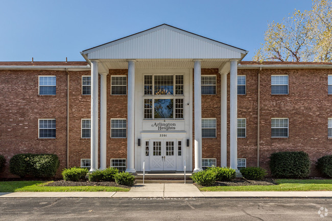 Building Photo - Arlington Heights Apartments