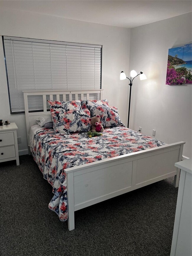 Photo - 1075 Riverside Dr Unit 306