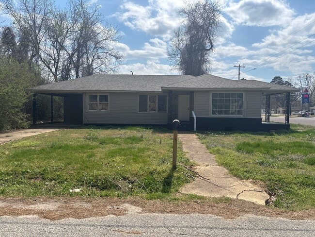 Building Photo - 1108 Warren St