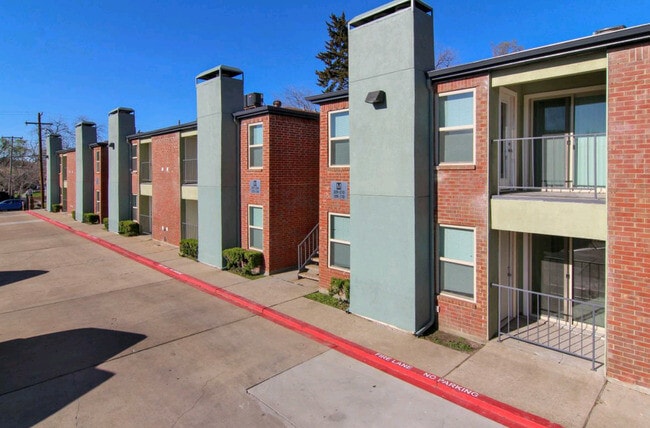Photo - Monarch Place