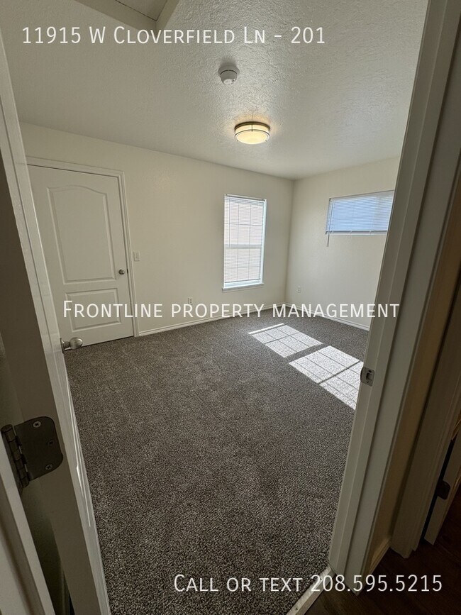 Photo - 11915 W Cloverfield Ln Unit 201