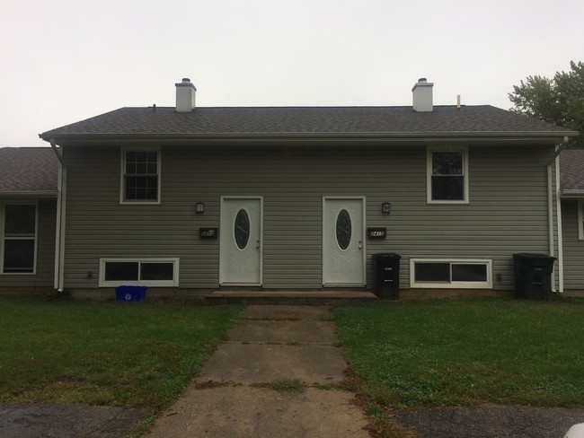 Photo - 2413 S 18th St Townhome