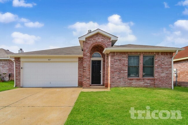 Building Photo - 807 Castlewick Ct