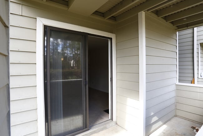 Strawberry Hill Apartments - Durham, NC | ForRent.com