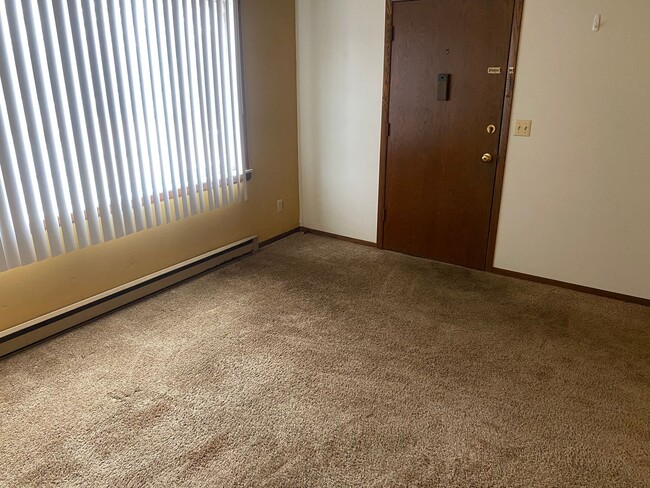 4002 E Jelinek Ave Unit 4