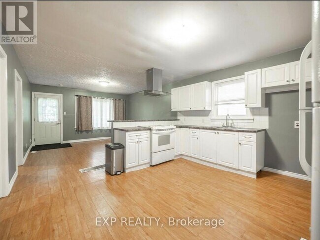 Photo - 29 Rockwood Ave