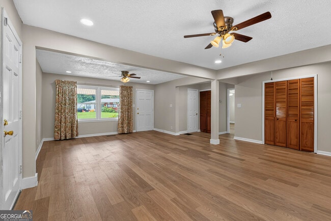Photo - 3769 Amber Rd NW