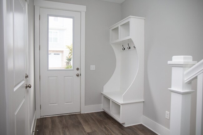 Photo - 6009 Richard Bradley Dr