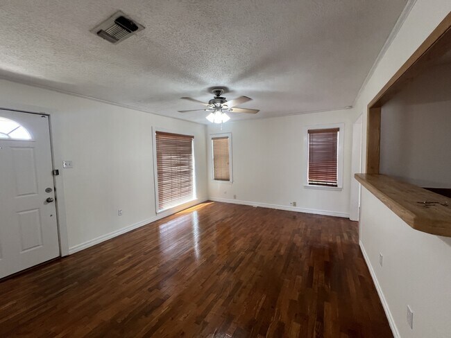 Photo - 2510 29th St