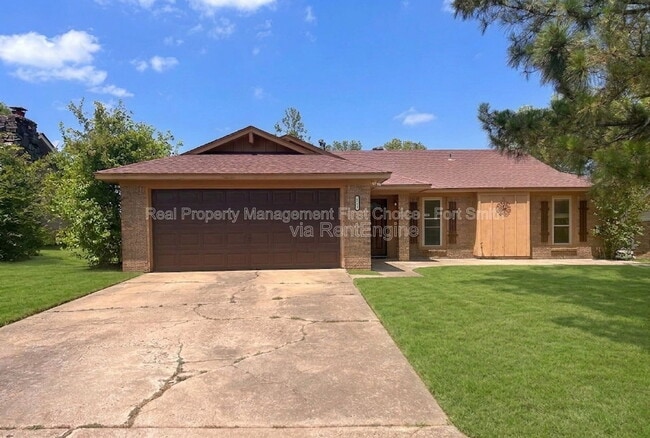 Building Photo - 1406 Strozier Ct