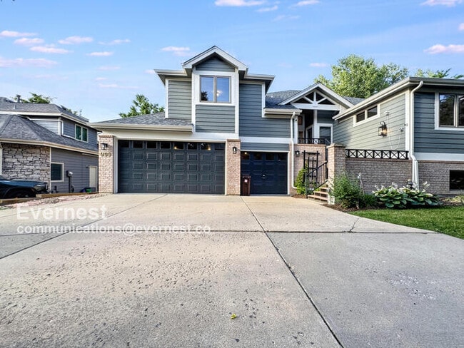 Photo - 990 Utica Cir