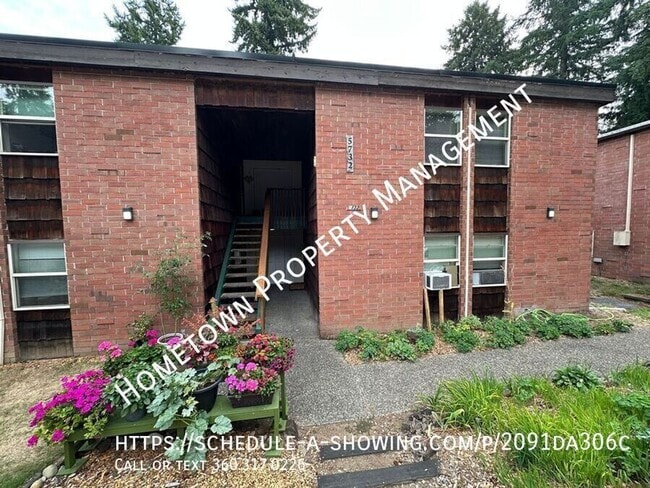 Building Photo - 5732 Pattison Lake Ln SE Unit #5 Rental