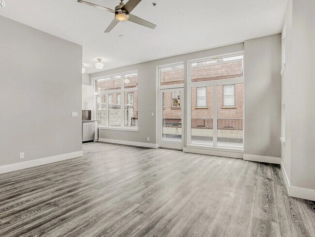 618 NW 12th Ave Unit 201