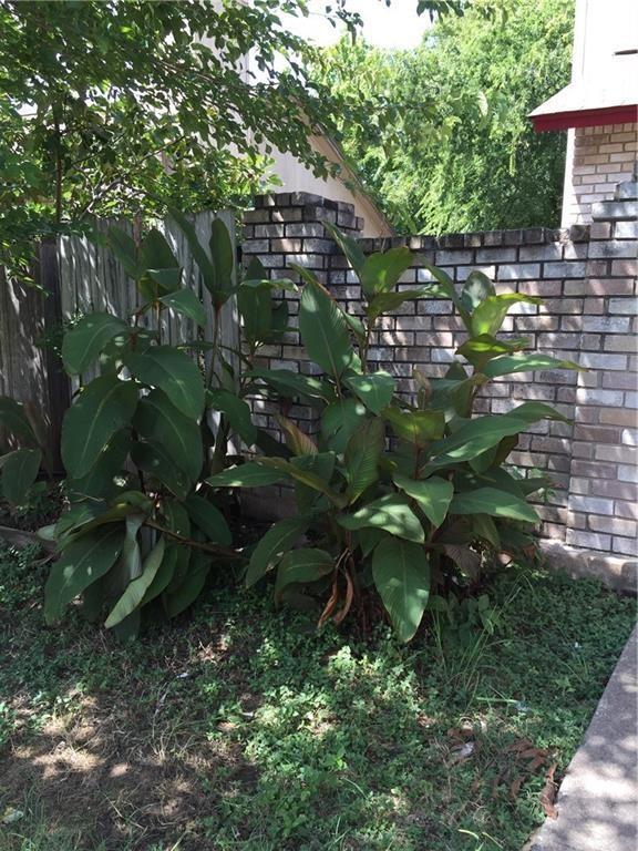 Photo - 1801 Mearns Meadow Blvd