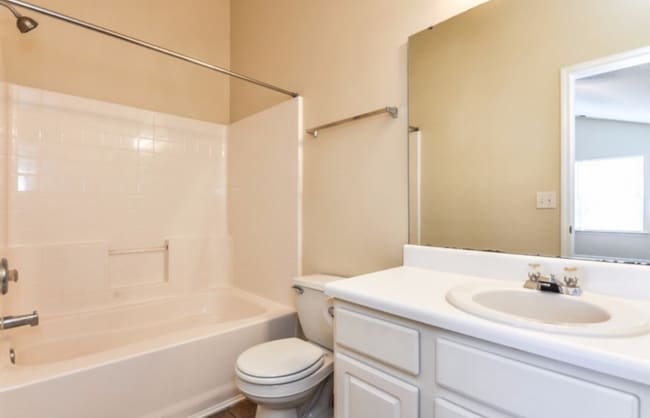 Photo - 3051 Bracey Pl