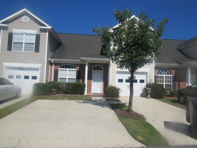 Building Photo - Townhouse located in Evans, Georgia!