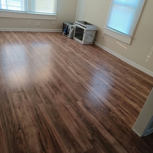 Photo - 1701 Dawson St