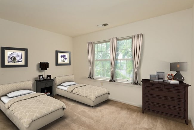 Vail Manor - 55+