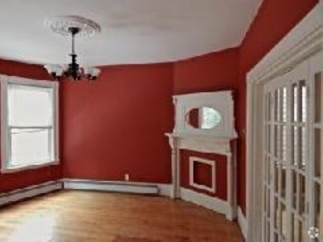 Building Photo - 16 Fisher Ave Unit 4 Rental