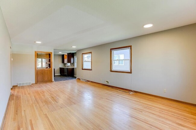 Fotografía del edificio - 1837 Hayes St NE Unidad 1837