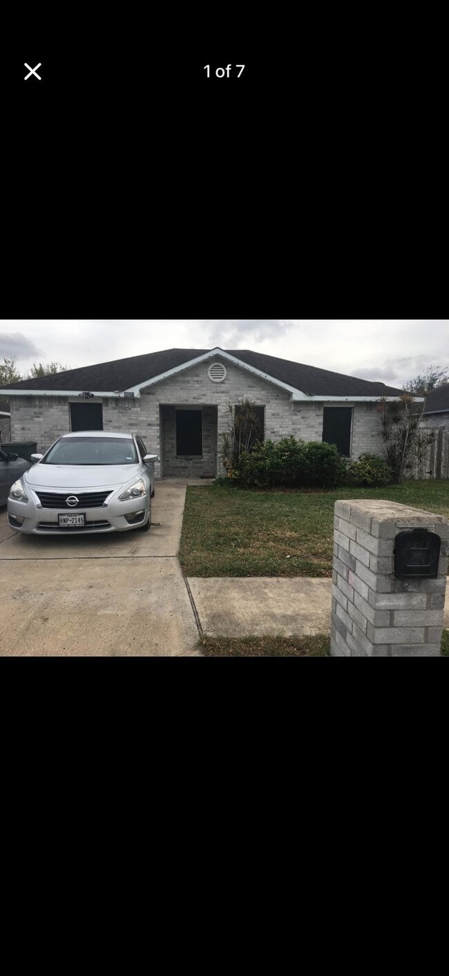 Building Photo - 9521 Kingbird Dr