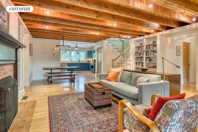 Photo - 99 S Midway Rd